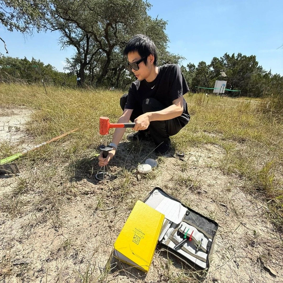 Photograph published with UT Austin Graduate Studies coverage